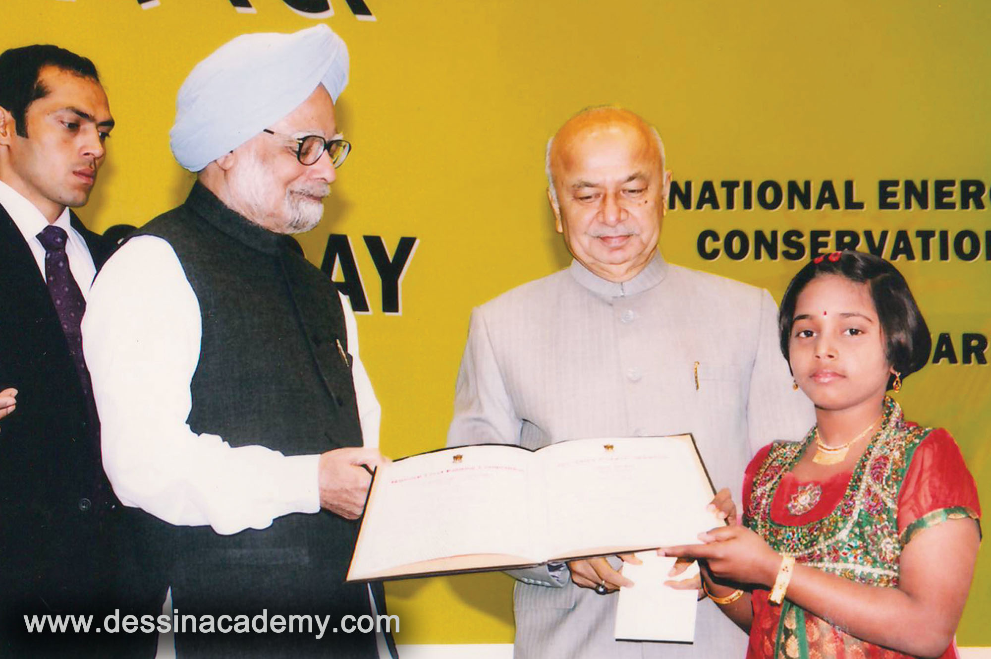 Dessin School of Arts Students Acheivement 2, Dessin Academy, part time fine arts courses classes in Nungambakkam