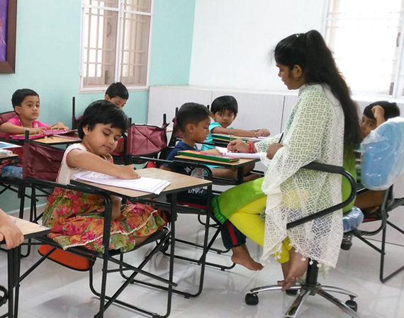 Tamil Nadu Music and Fine Arts University, Vice-Chancellor Mrs. Veenai Gayathri with Dessin Academy Director Mr. R. Rajendran and Director of Dessin School of Arts, Mrs. Sudha Rajendran
